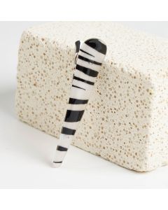 HC1196 Small Zebra Beak Clip