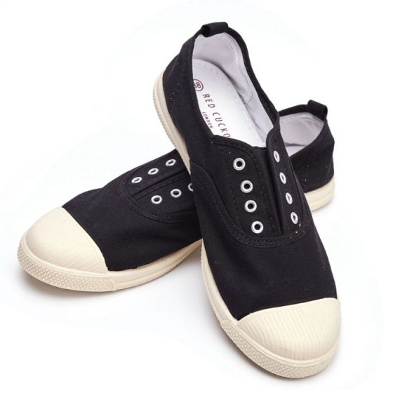 Plain black plimsolls shop
